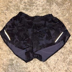 Hotty Hot Low-Rise Lined Short 2.5”